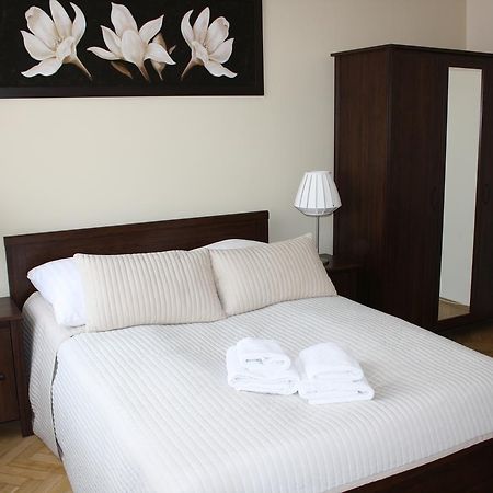 Place 4 You Apartments Красков Екстериор снимка