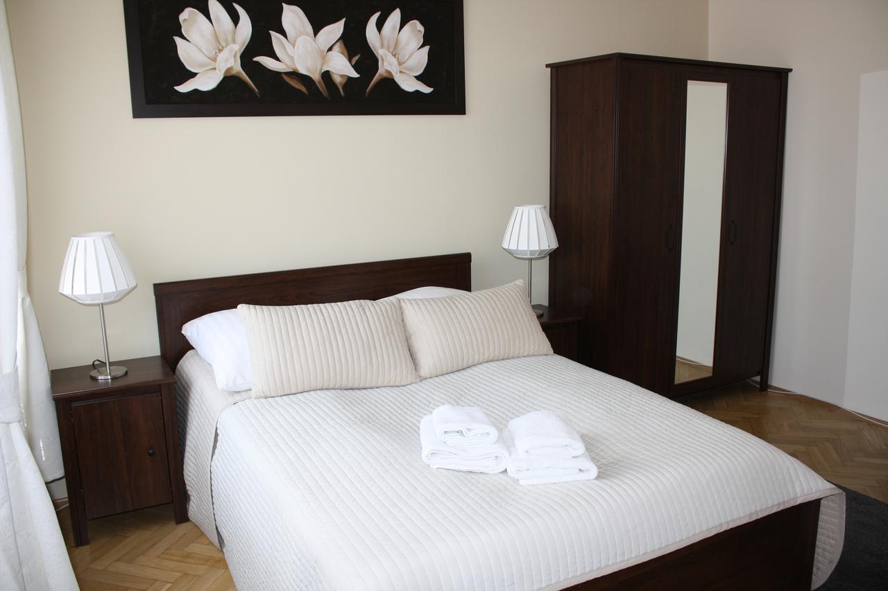 Place 4 You Apartments Красков Екстериор снимка